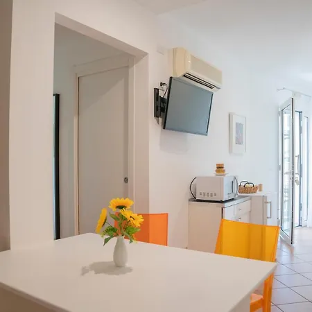 Appartement Mimosa - Luisa: Pace, Relax A 2 Passi Dal Mare